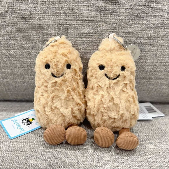 Jellycat Amuseables Peanut Bag Charm Brand New with Tags (BNWT) - Picture 3 of 5